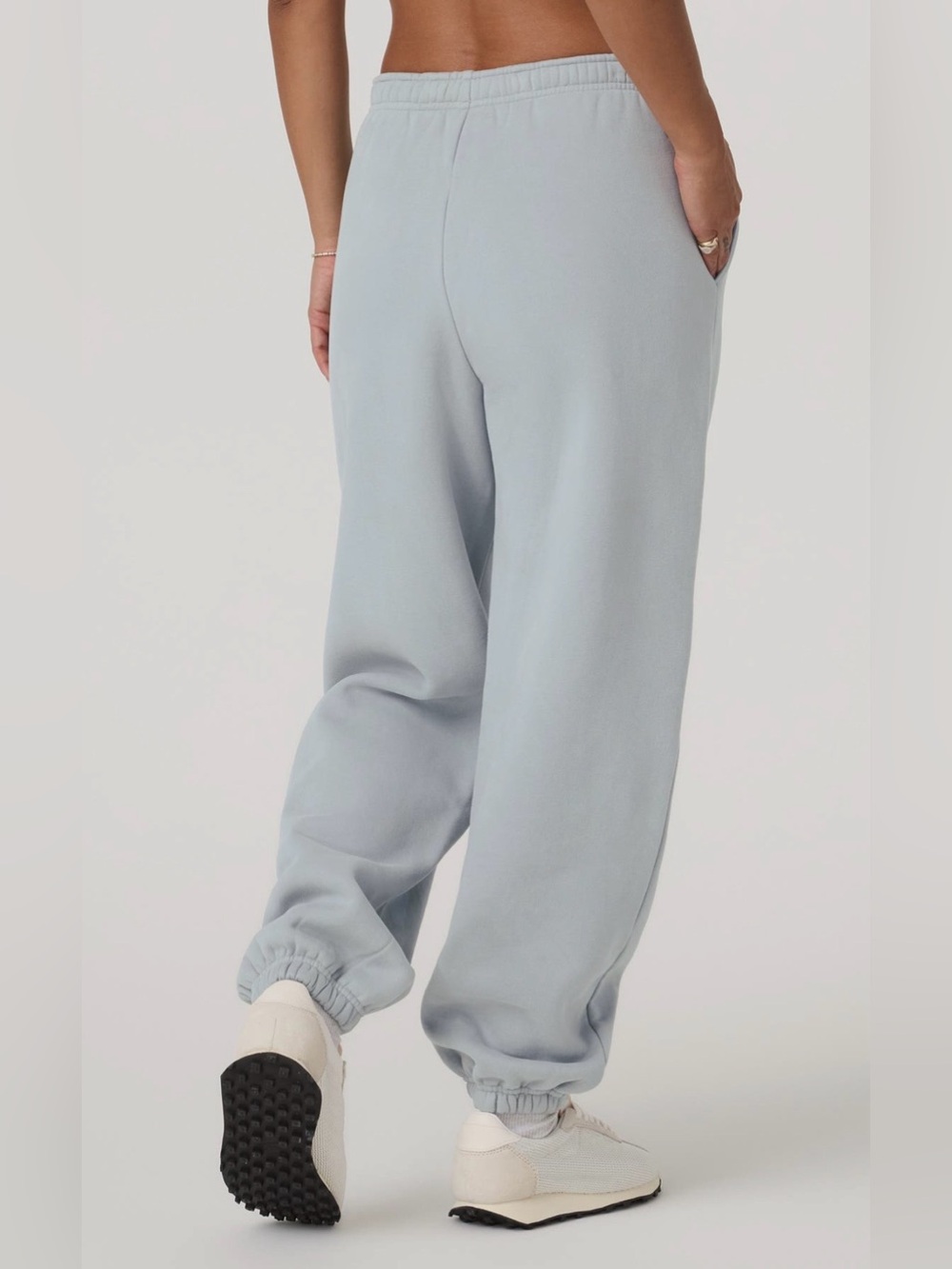 Vuori Restore Classis Sweatpants - Picture 5 of 5